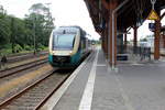 Arriva / Norddeutsche Eisenbahngesellschaft (NEG): Der Arriva-LINT 41 AR 1016 hält am 7. Juli 2020 im Bahnhof Niebüll (DB).