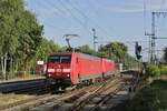 Am Abend des 10.07.2023 durchfahren die EG 3102 und 3101 den Bahnhof Elmshorn