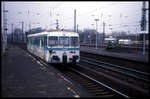 Am 4.3.1995 fährt hier der mit NOKIA Werbung beklebte ETA 515548 in den Bahnhof Wanne-Eickel ein.