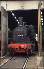 896311 im Rundschuppen im BW Arnstadt am 6.5.1993.