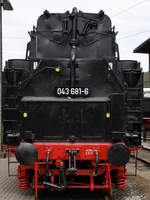 Schlepptender der Dampflokomotive 043 681-6 Anfang Juli 2019 auf dem Gelände des Bahnbetriebswerkes Altenbeken.