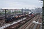 Güterbahnhof Dresden-Friedrichstadt
5519 (Zuglok) und 50 3552-2 (Schublok) werden den Fotozug über die Tharandter Rampe nach Klingenberg-Colmitz bringen