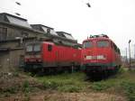 BR 143 und BR 110 stehen im BW Dsseldorf und warten auf ihre nchste Aufgabe.Aber die 143er muss wohl erstmal gewaschen werden ;)