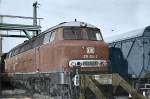 Die 216 004 abgestellt zum Motortausch im Bw Hagen-Eck.
Sie kam 1973 vom Bw HH-Altona zum Bw Gelsenkirchen-Bismarck; wurde 1981 bei der DB ausgemustert und an eine Privatbahn in Bad Hersfeld verkauft. 
Aufn.1975 auf hochempfindlichen 30Din Film (Illford)