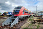 Ein Steuerwagen der Bauart  Modus  mit der Bezeichnung  ABpybdzf 484.0  (50 80 80-35 809-8 D-WEE) fristet auf dem Außengelände der Verkehrs Industrie Systeme GmbH (VIS) in Halberstadt sein