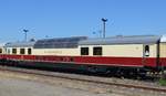 Aussichtswagen DomeCar D-AKE 56 80 81-90 004-1 ADmh - AKE-Rheingold Eisenach - Königstein (Dresden) in der Abstellung am Bw Leipzig Hbf Süd 19.06.2017