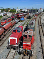 212 284-4 & 363 212-2 Seite an Seite in Nördlingen.