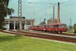 Als Bayern noch ziemlich viele DB-Nebenbahnen besa�, z�hlte das Bahnbetriebswerk Rosenheim (DB) viele Uerdinger Schienenbusse.