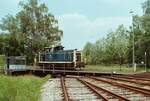DB-Bahnbetriebswerk Rosenheim mit DB-Diesellok 261 131-7   Datum: 12.06.1984