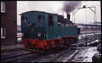 Lok 11 der HSB im grünen Farbkleid rangiert hier am 19.2.1994 im BW Wernigerode.