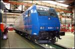 OHE 185 516-2 steht in der Halle 1 und kann wieder auf die Schiene gehen (angemietet von Veolia Cargo, NVR-Nummer: 94 80 0185 516-2, 80 Jahre Werk Dessau, Dessau-Süd 12.09.2009)