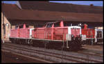 Zwei Lokomotiven für den Tunnel Rettungs Zug standen am 19.9.1999 im BW am HBF Fulda:714006 und dahinter 714002
