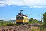 Als Messzug fuhr am späten Nachmittag des 08.07.2020 der TVT 701 017-6 (99 80 9263 002-4 D-DB) von DB Netz über die KBS 702 zwischen Hügelheim und Buggingen durchs Rheintal in Richtung Freiburg (Breisgau).