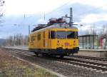 Diagnose VT Oberleitungsmesswagen DB Netz Instandsetzung 701 017, am 25.2.2014 bei der Durchfahrt in Übach-Palenberg. KBS 485 Fotostandort ehemaliger BÜ 