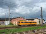 708 324 flchtet vor dem herannahenden Gewitter in ihr sicheres Bahnstromwerk.