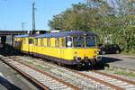 DB Netz Gleissmesszug 725 002-9 am 24.10.21 in Hanau Hbf von einen Bahnsteig aus gemacht