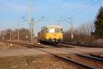 Der Gleismesszug 726 002-9 durchfhrt am 06.03.13 rasant den Abzweig Rderau Bogendreieck in Richtung Riesa.