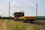 Robel Gleiskraftwagen 54.22 der DB Netzinstandhaltung bei Staffelstein am 15.07.2013.