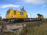 Gleisarbeitsfahrzeug 746 026,am 22.Oktober 2020,in Bergen/Rügen.