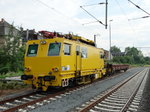 Ein mir unbekanntes Bahndienstfahrzeug am 12.06.16 in Frankfurt am Main Süd Bhf