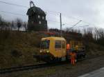 Unterhalb der Sagarder Mhle stand,am 02.Dezember 2011,dieses Oberleitungsrevisionsfahrzeug.