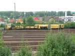 97 16 38 501 17-3 Matisa Schotterplaniermaschine R20L und 97 43 41 507 17-2 Plasser&Theurer Stopfmaschine 08-275 Unimat 3S der Firma Kaiser am 12,09,2005 abgestellt in Aalen