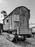 Ein ausgedienter Dampfkran Anfang April 2018 im Sächsischen Eisenbahnmuseum Chemnitz-Hilbersdorf.