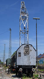 Ein ausgedienter Dampfkran Anfang Juni 2019 im Bayerischen Eisenbahnmuseum Nördlingen.