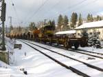 Am Zugschluss des FZT 55834 hing dieses  Baugermpel   auerdem waren noch Wagen von der BUndeswehr im Zug B31 5.3.08