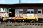 Der Gleiskraftwagenanh�nger 99 80 9750 315-0 D-DBMP am 12.10.2026 am G�terschuppen in Bielefeld Hbf.