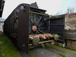 Die 1941 gebaute Dampfschneeschleuder Bauart Henschel (80 50 979 8209-6 SSH 81) war Ende März 2022 im Mecklenburgischen Eisenbahn- und Technikmuseum Schwerin zu sehen.