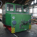 Ein Akku-Schleppfahrzeug ASF stand Anfang April 2018 im Sächsischen Eisenbahnmuseum Chemnitz-Hilbersdorf.