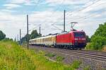 185 064 schob am 29.06.23 einen Messzug durch Brehna Richtung Halle(S).