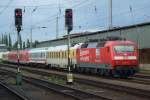 Am 16.5.09 stand kurz vor 20 Uhr die 120-501 der DB Systemtechnik Minden mit 2 Messwagen, einem IC-Wagen und dem Testobjekt 440-802 am Trierer Hauptbahnhof.