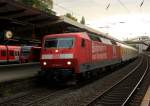 DB 120 501-2  Bahntechnik mit Kompetenz  mit Messzug in Wuppertal Hbf, Oktober 2012.