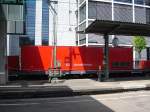 L�schmittelwagen des Rettungszugs auf Gleis 1a im Stuttgarter Hbf