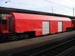 Ger�tewagen der DB Notfalltechnik, geschoben und gezogen von zwei Einheiten der BR 714 in Kassel (18.03.2009).