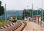 In Kaulsdorf wurde 1994 stlich des verbliebenen Gleispaars ein neuer Bahnsteig mit Zugang zum Bahnbergang angelegt.