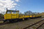 Abgestellter SKL mit Beiwagen auf dem Bahnhof Putbus. - 09.04.2016
