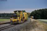 Gleisstopfmaschine bei der Durchfahrt in Oberteich, 14.10.2012