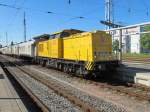 203 301-7 (DB Netz Instandhaltung) wartet am 9.6.2013 mit einem Spritzzug im Hbf Rostock