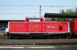 714 014-8 steht in Kassel Hbf mit einem Tunnelrettungszug in Einsatzbereitschaft, falls sich auf der SFS Hannover - Wrzburg ein Unfall ereignet. Aufgenommen am 1.05.09.