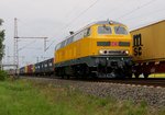 218 471-1 in neuem, frischen und satten gelb! So gesehen am 18.05.2016 als Tfzf in Richtung Seelze bei Dedensen-Gümmer.