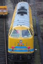 Das U-Boot 229 181 verlsst am 18.12.11 das DBG/Bahnbaugruppen Gelnde in Duisburg-Entenfang.