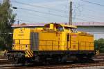 DGT/Bahnbaugruppe Lok 3 bzw 710 966 rollt am 2.9.11 zur Abstellung in Duisburg-Entenfang.