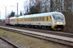 Deutschlandtour: 120 502-0 schon wieder unterwegs. Den diversen Sichtungen entsprechend  pendelt  sie gerade mit ihrem  RailLab  zwischen Stuttgart und M�nchen, M�nchen - N�rnberg - W�rzburg - Hannover - Hamburg - Kiel und �ber die Westschiene Bremen - Dortmund - K�ln - Frankfurt nach Karlsruhe. Ein wahres Mammutprojekt innerhalb 2 Tagen. Hier aufgenommen auf dem wiederholten Weg nach M�nchen KBS 980.