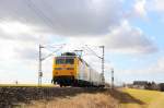 120 160-7 mit einem Gleismesszug bei Reundorf am 03.03.2015.