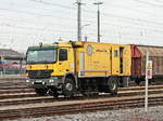 ZW DC Actros 1832 mit Ultraschall Schienenprüfeinrichtung, 97 59 03 536 60-8 der Firma Pethoplan GmbH steht am 15.