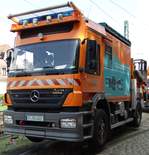 VGF Mercedes Benz Axor Oberleitungswagen am Tag der Offenen Tür im Straßenbahn Museum in Frankfurt Schwanheim am 20.08.17