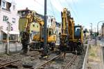 Zwei Atals Zweiwegebagger am 06.07.19 in Frankfurt am Main bei der U-Bahn Baustelle auf der A-Strecke 